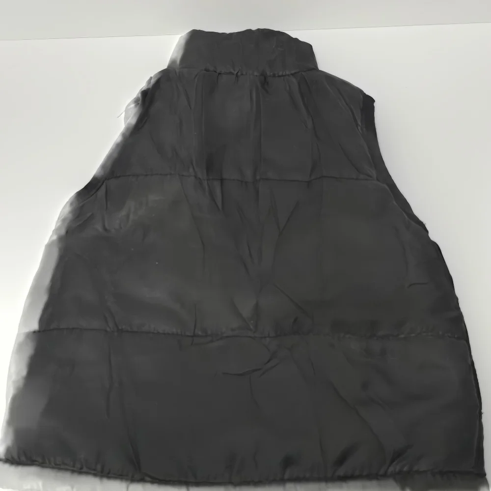 Dkny infant toddler black quilted vest sz 12 months - Picture 2 of 6